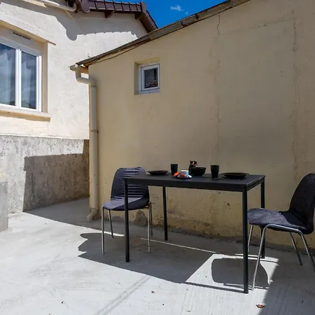 Le Nid Parisien - Proche Cdg Et Stade De France Holiday home *